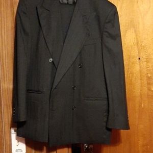 Carlo Brunello Mens suit